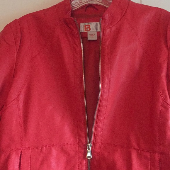 NWT FAUX LEATHER JACKET - Picture 3 of 6